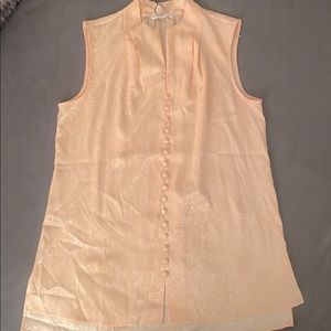 Calvin Klein • Light peach, satin feeling blouse